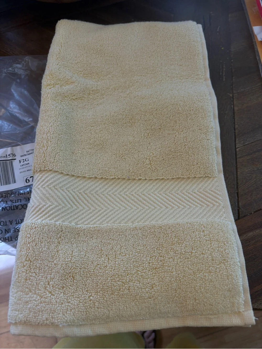 NWT Nordstrom Organic Hydrocotton Hand Towel Yellow Straw